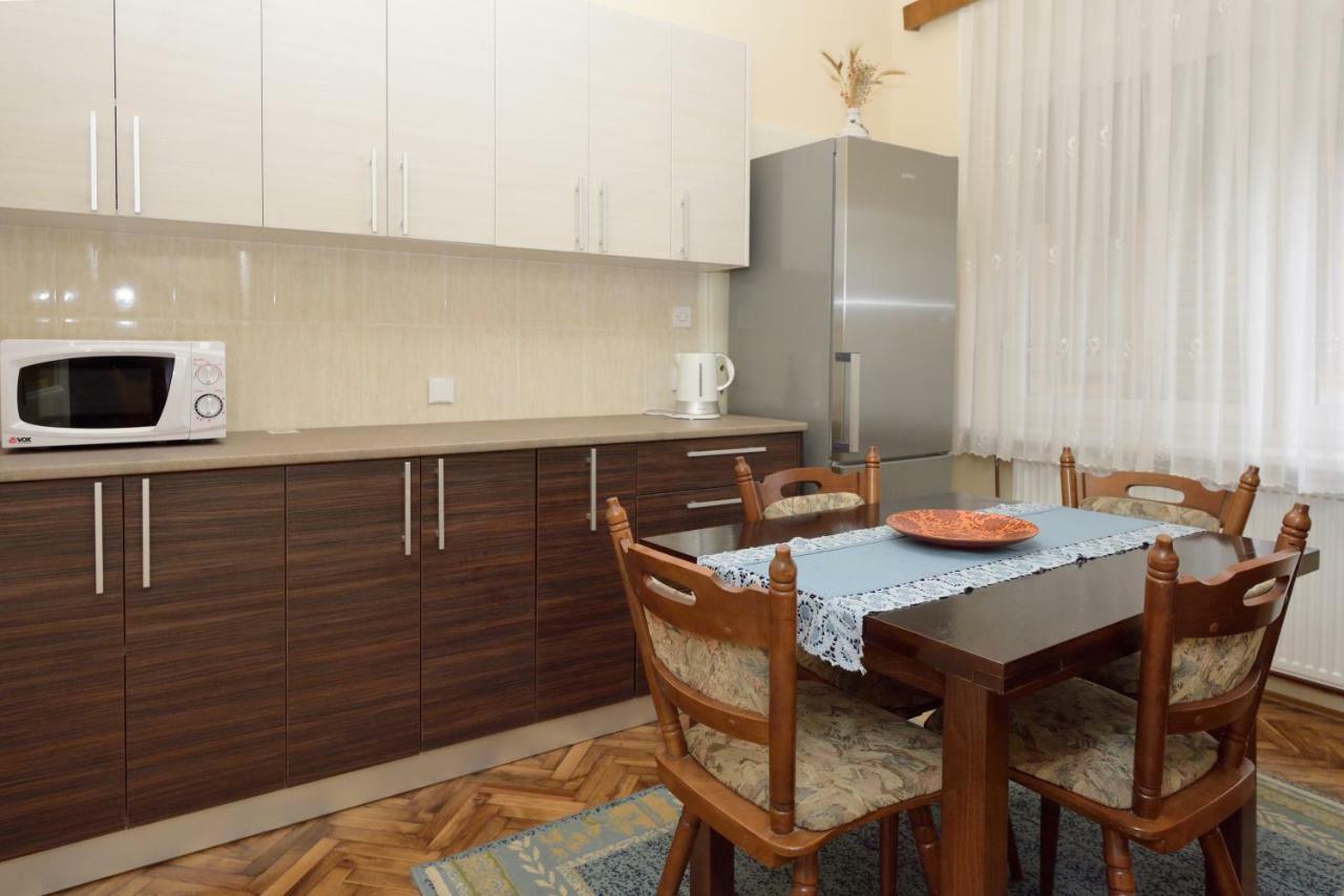 Apartman Vila Milica Kikinda Eksteriør billede